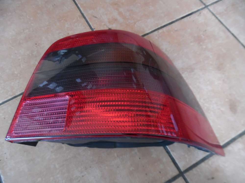 VW Golf IV Rückleuchte Rechts 1J6945112