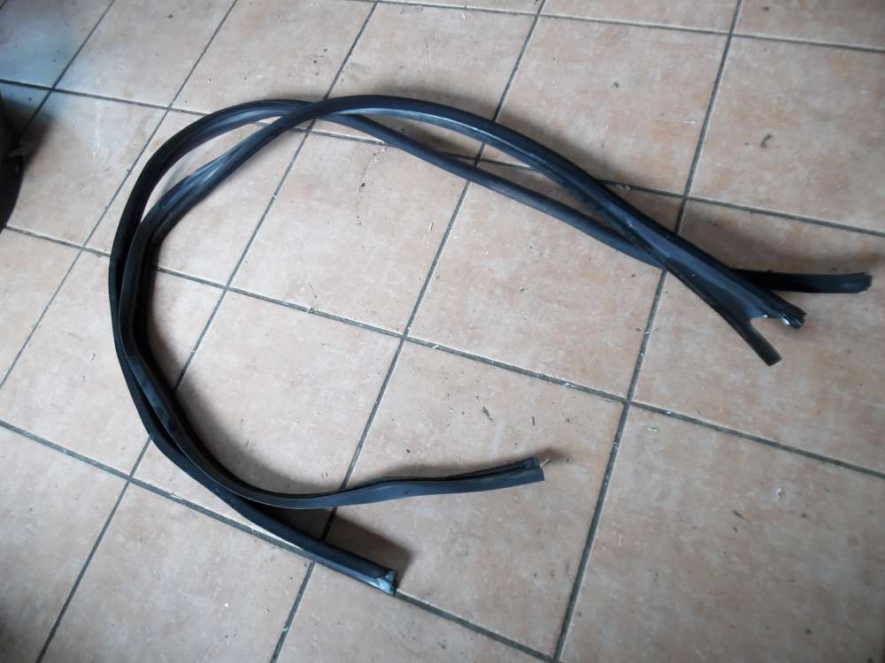VW Golf IV 5-Türer Dachdichtung Dichtung oben 1J6853705-1J6853706