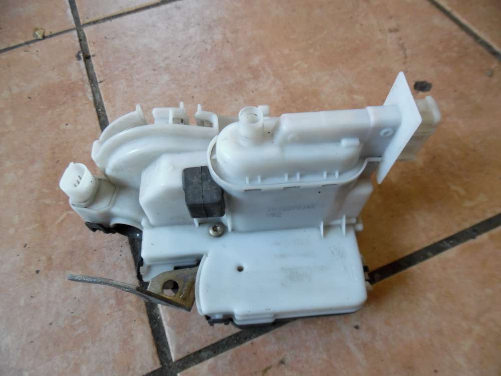 VW Golf III 1H Türschloß Schloß Vorne Rechts 1H1837016K