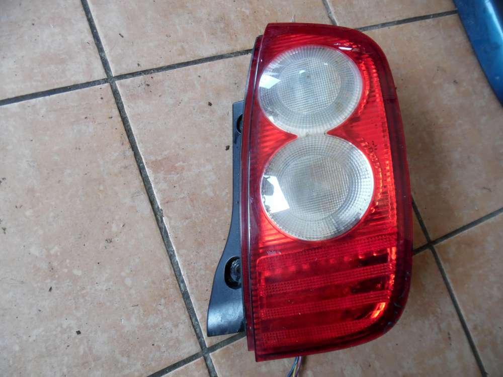 Nissan Micra K12 Rückleuchte Rücklicht Rechts