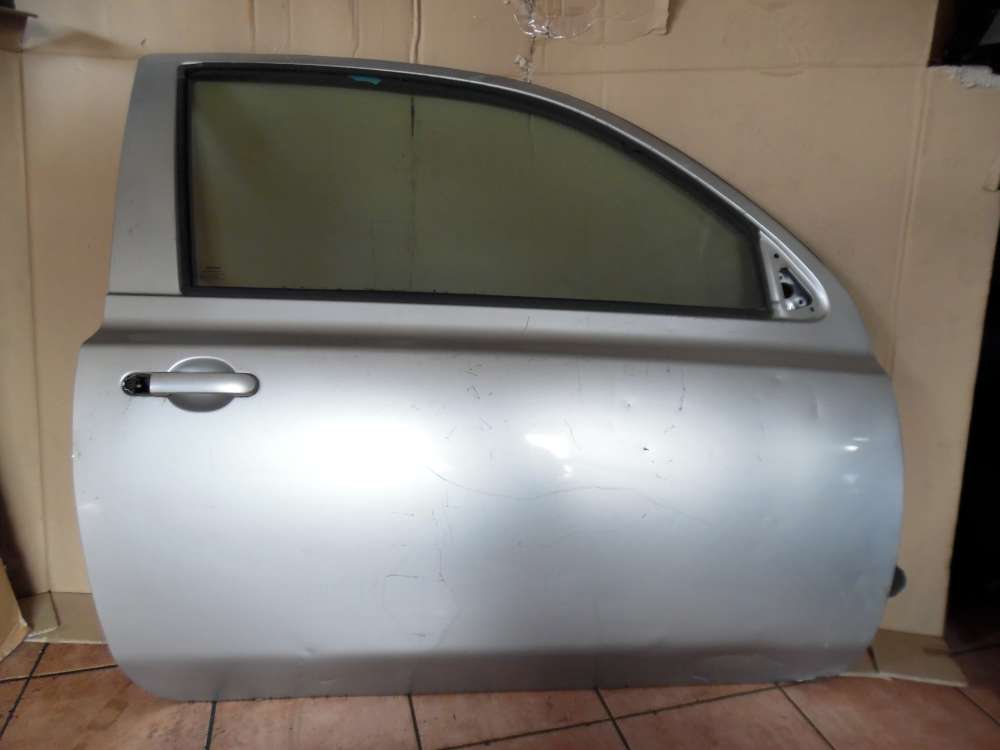 Nissan Micra K12 3-Türer Tür Vorne Rechts grau