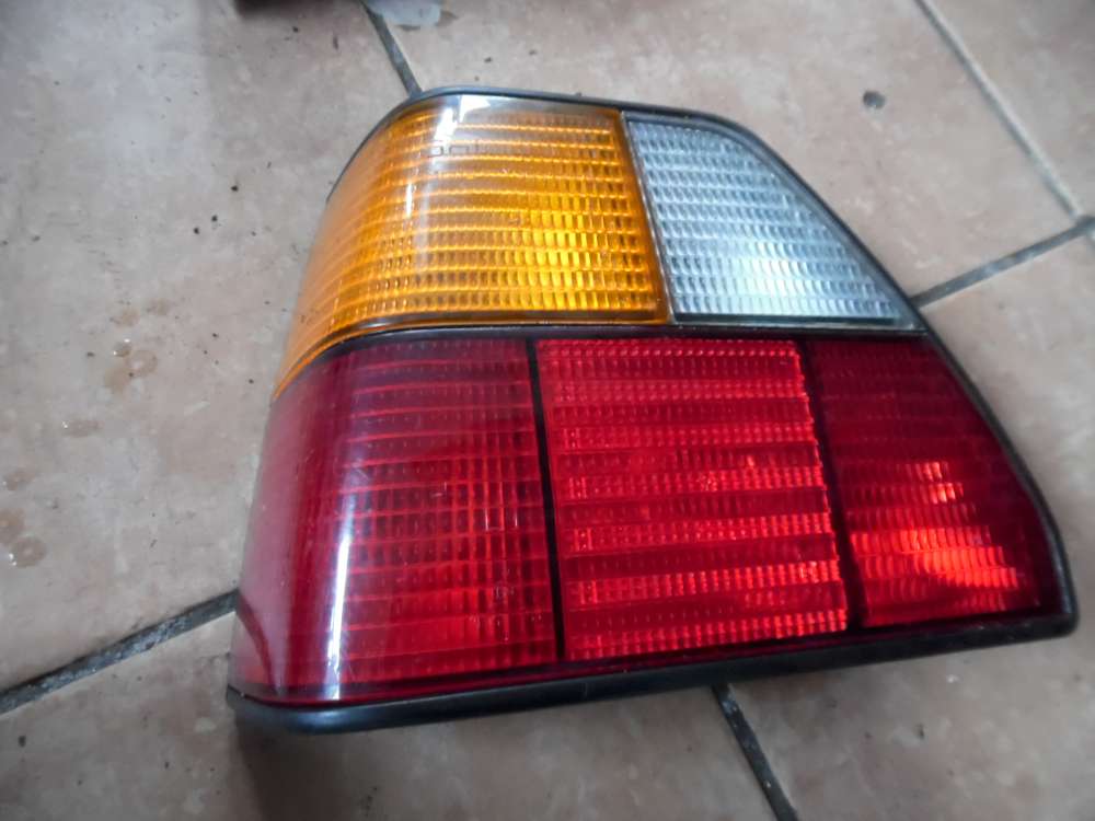 VW Golf II Rückleuchte Rücklicht Links 191945257