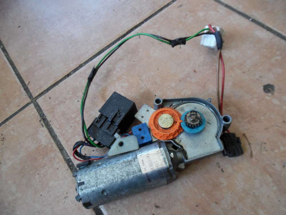 BMW 3er E36 Schiebedachmotor Motor mit Relais 8357457 8357852