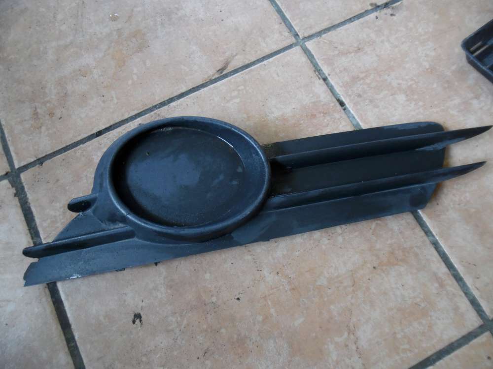 Opel Corsa D Stoßstangengitter Abdeckung Vorne Rechts 475498858