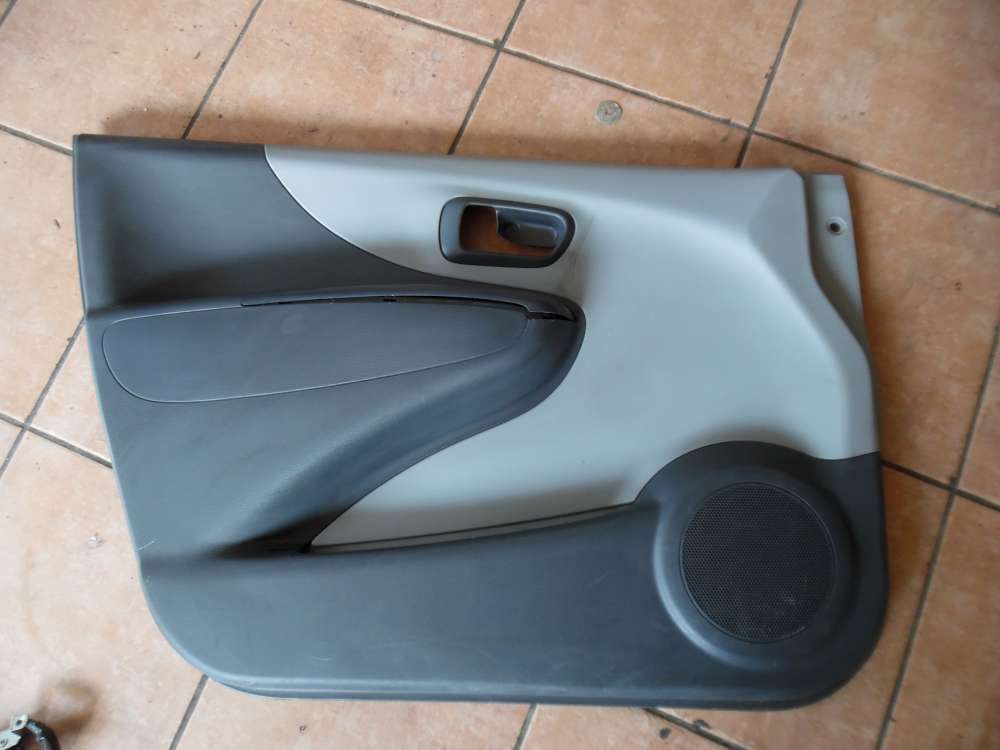 Nissan Pixo Türverkleidung Vorne Links 83723-68K0