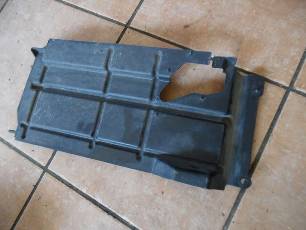 Toyota Yaris Verso Luftführung Verkleidung Lüfterzarge 5328952010