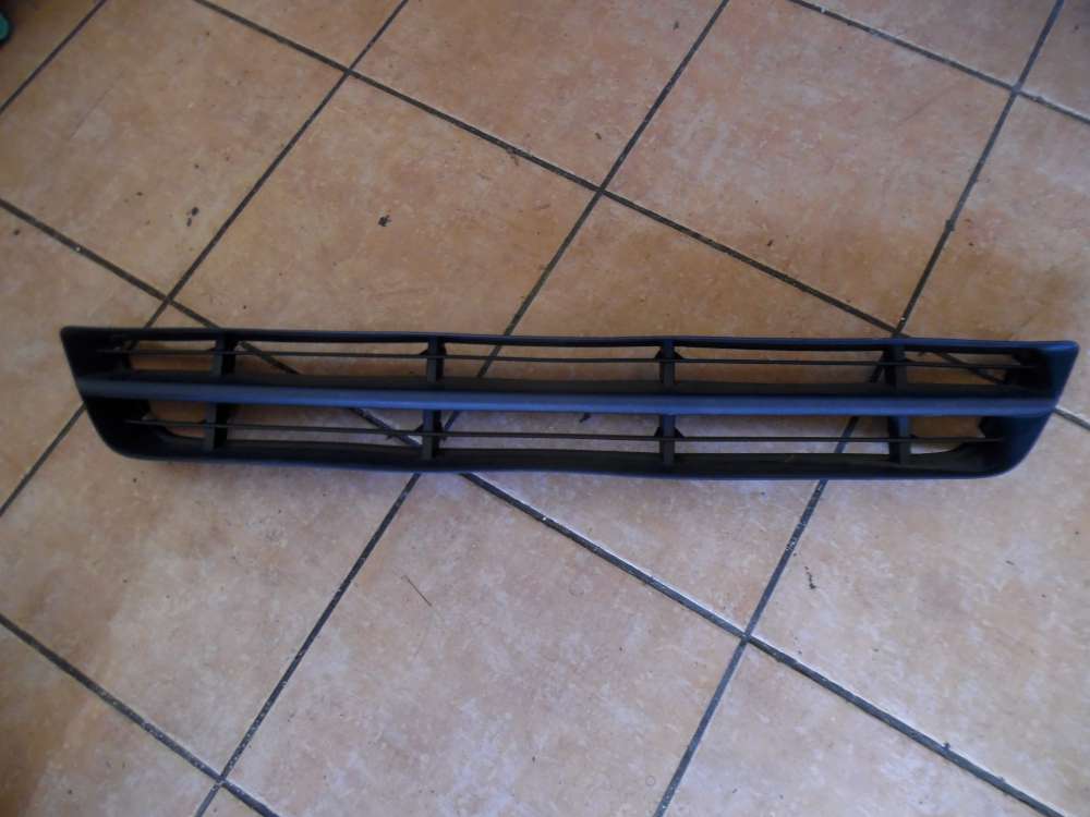 Ford Focus I 3-Türer Grill Gitter Stoßfänger Vorne 2M51A018A58