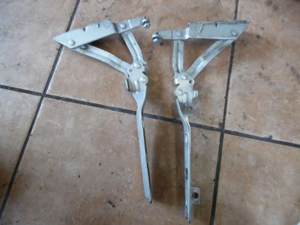 VW Golf V 1K Motorhaubescharnier Scharnier 1K0823302B/ 1K0823301B