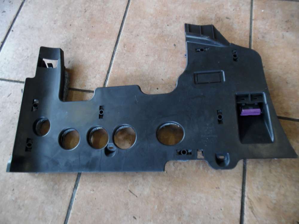 VW Golf V 1K Verkleidung Fußraum links unten 1K1863081
