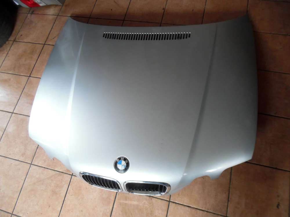 BMW E46 316i 3-T?rer Motorhaube grau