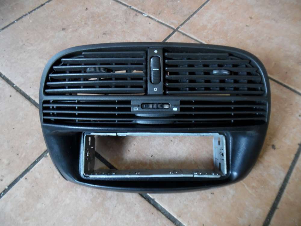 Fiat Punto 188 Lüftungsgitter Luftdüse Mitte Vorne