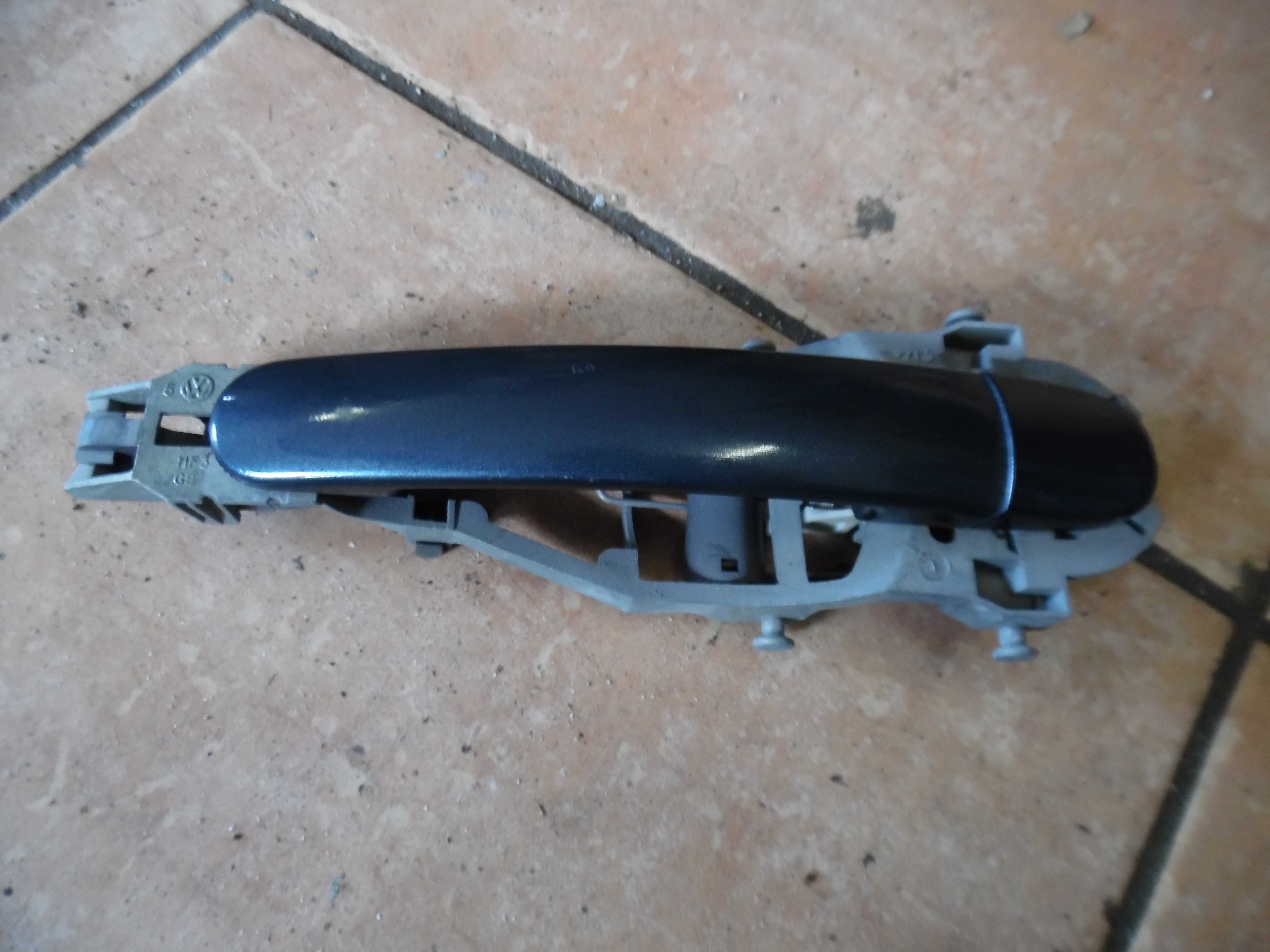 VW Golf V 1K Türaußengriff Hinten Links Dunkelblau 1K0837885