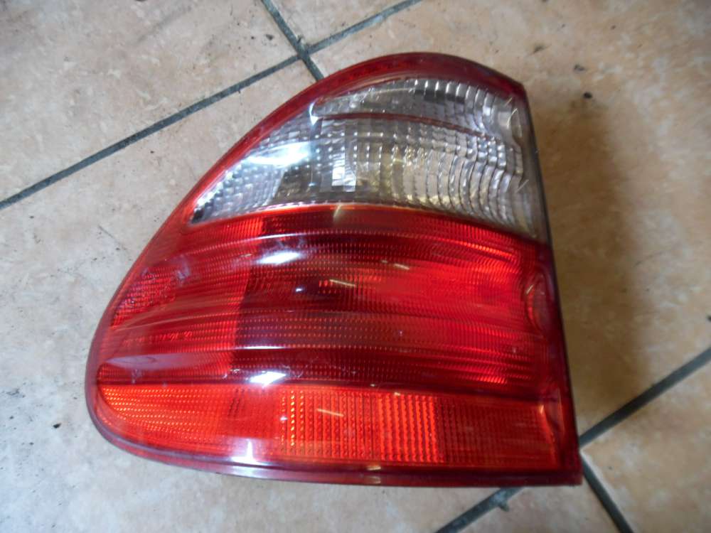 Mercedes E-Klasse W210 Heckleuchte Rücklicht Außen Links A2108205364
