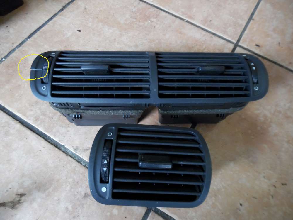 Audi A3 8L Lüftungsdüse Lüftung 8L0820951 / 8L0820901