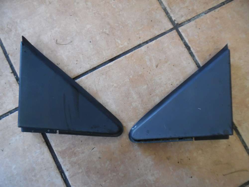 Ford Fiesta V Verkleidungsdreieck Abdeckung 2S61A16003 / 2S61A16004