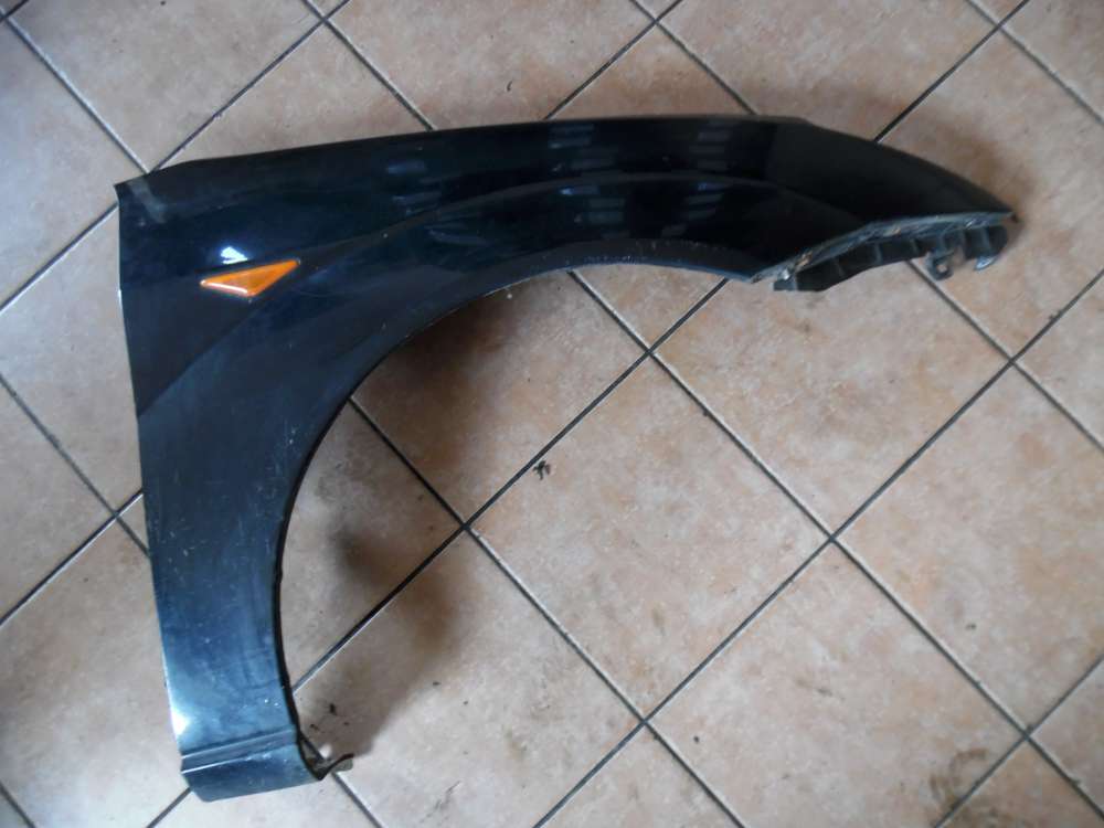 Ford Focus I 3-Türer Kotflügel Rechts Schwarz : F8