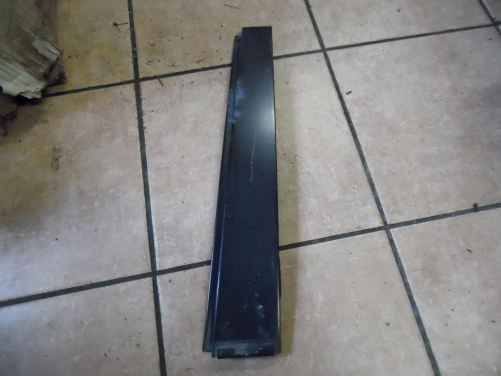 VW Touran 1T Leiste B-Säule außen Hinten Links 1T0839889