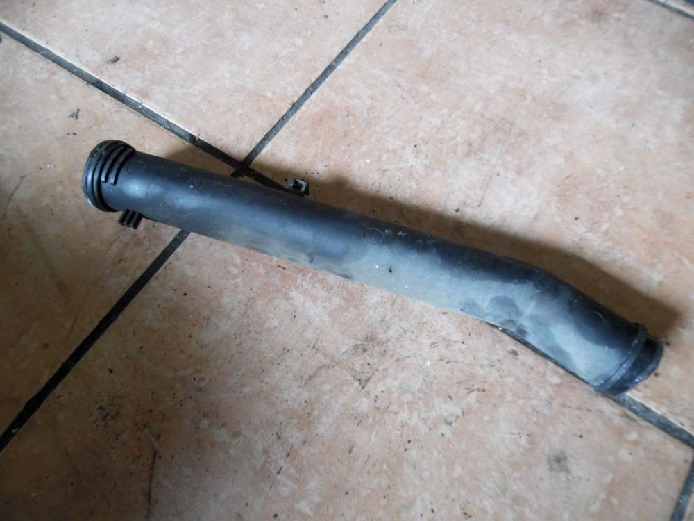 VW polo 6N 1,0L Wasserschlauch 032121085