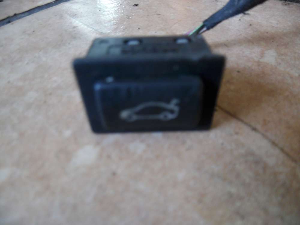 BMW 1-er F20 Druckschalter Heckklappe?ffner 9200316