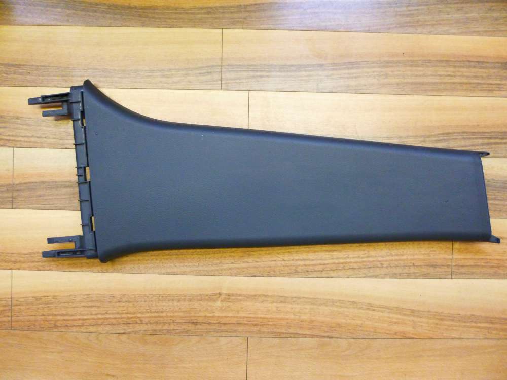 Audi A4 Verkleidung B-S?ule Abdeckung unten Rechts 8D0867244
