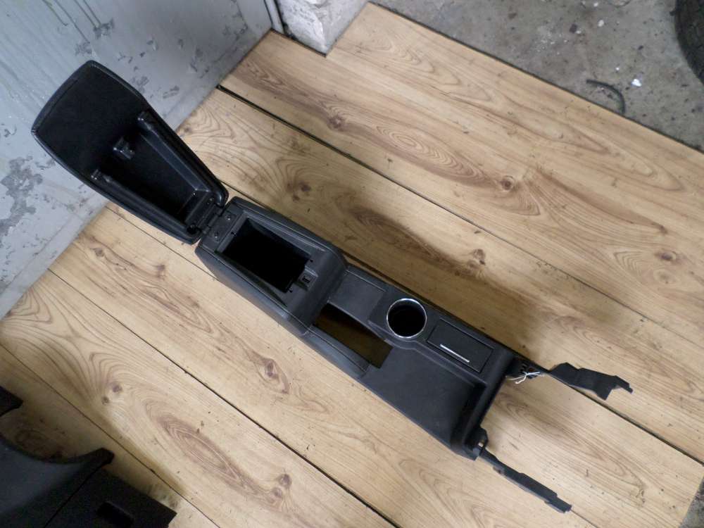 Ford Mondeo Kombi.Bj2007 Mittelarmlehne Mitteltunnel Mittelkonsole Leder schwarz
