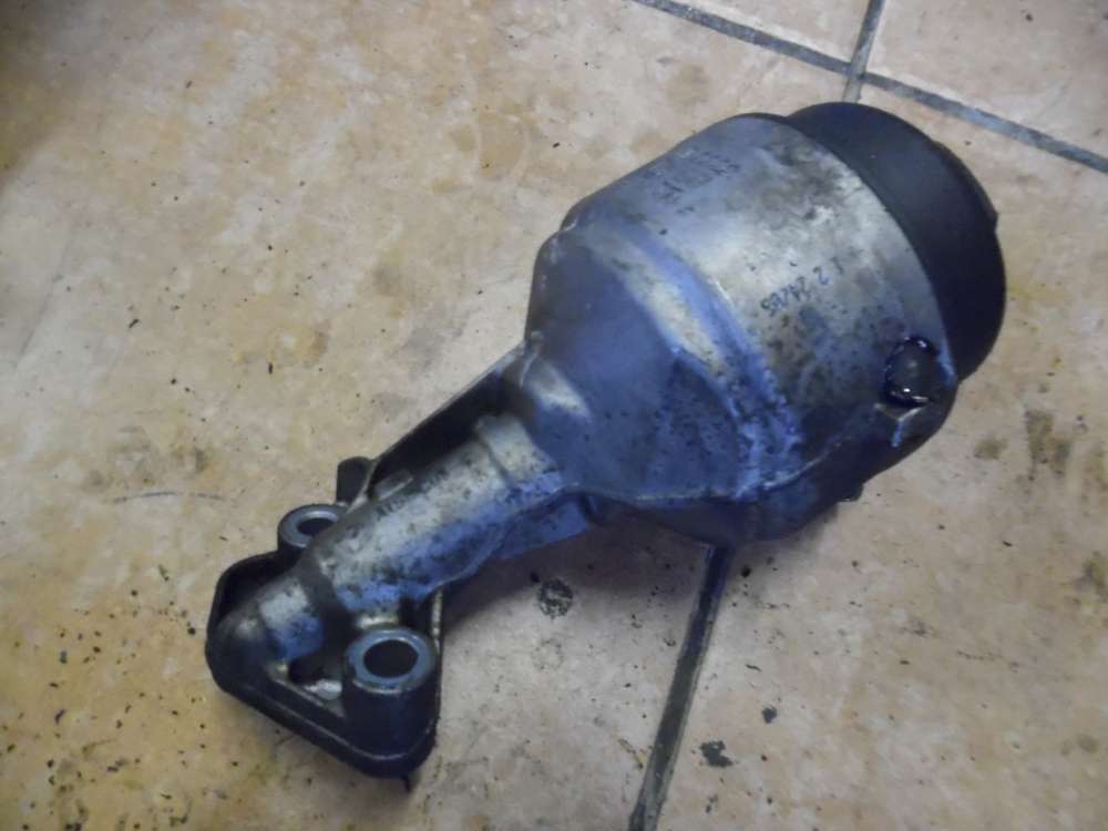 VW Fox 5Z1 1,2L Ölfiltergehäuse 03D115403D