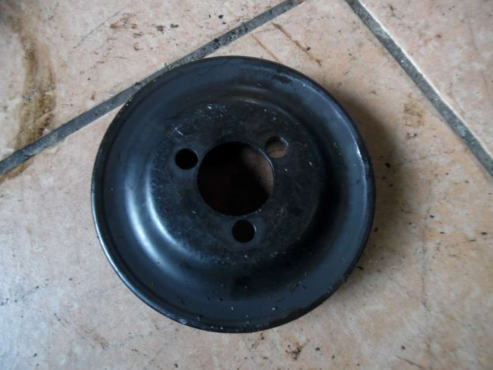 VW Polo 6N Riemenscheibe Servopumpe 030145269A