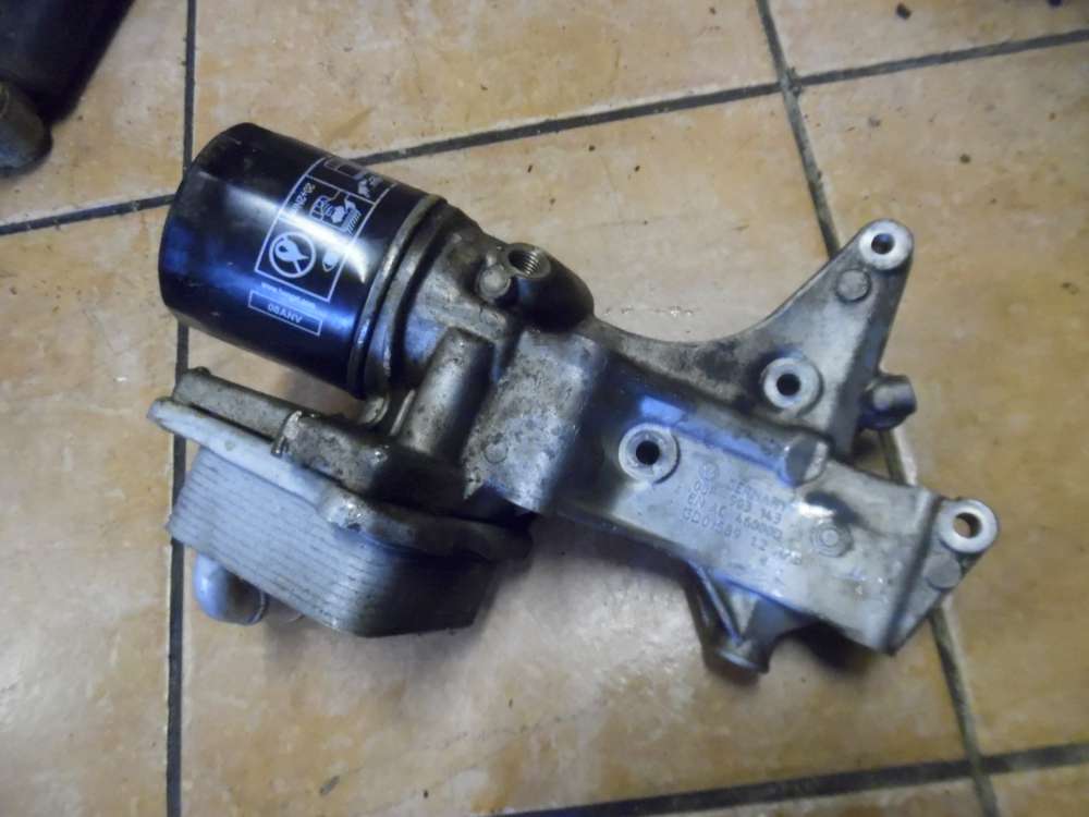 VW Audi Skoda Ölfilterflansch 03F117021A 03F903143H