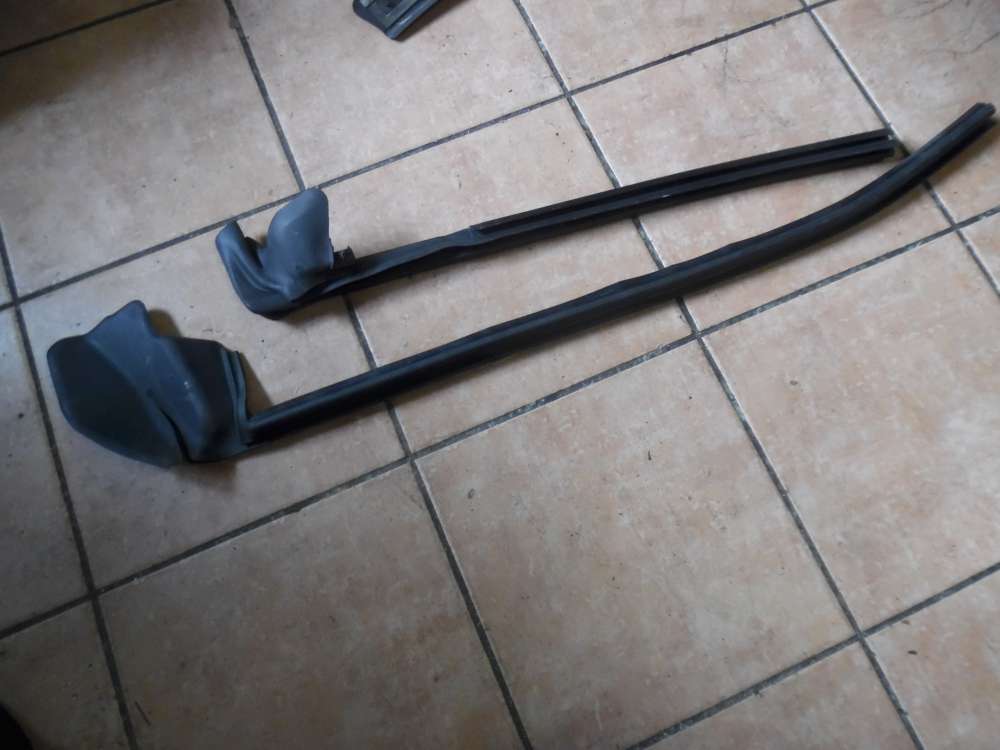 Audi A3 8P Cabrio Dichtung Fensterdichtung Hinten Rechta 8P7839480