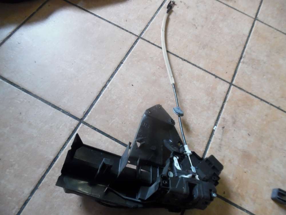 Ford Focus II Turnier DA 3-Türer Türschloß Vorne Links 3M5A-R21813-ET