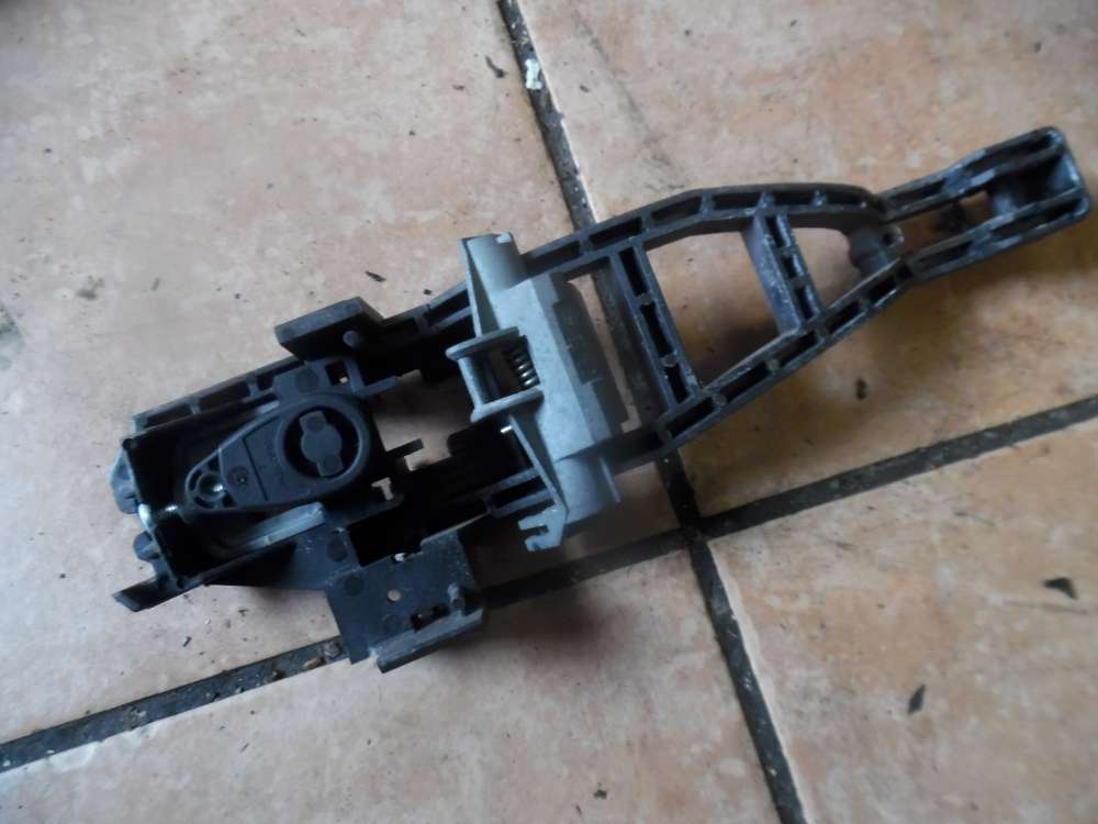 Ford Focus II Turnier DA Türgriffhalter Vorne Links 3M51R224A36