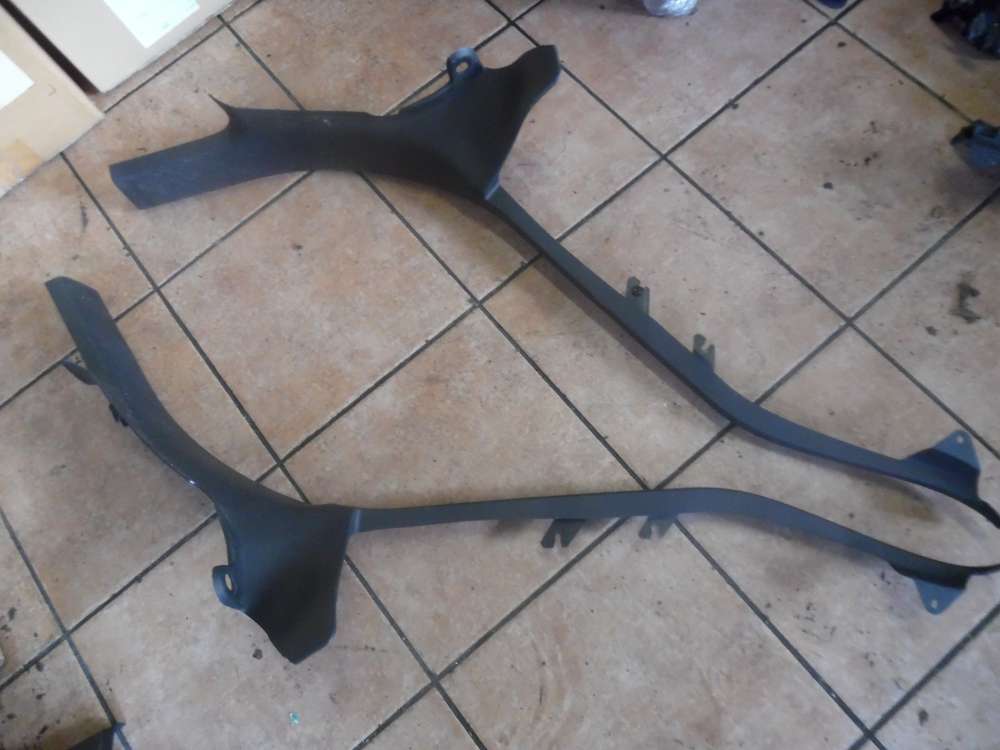 Skoda Octavia 1Z C-Säule Verkleidung Abdeckung unten 1Z5867765 1Z5867766