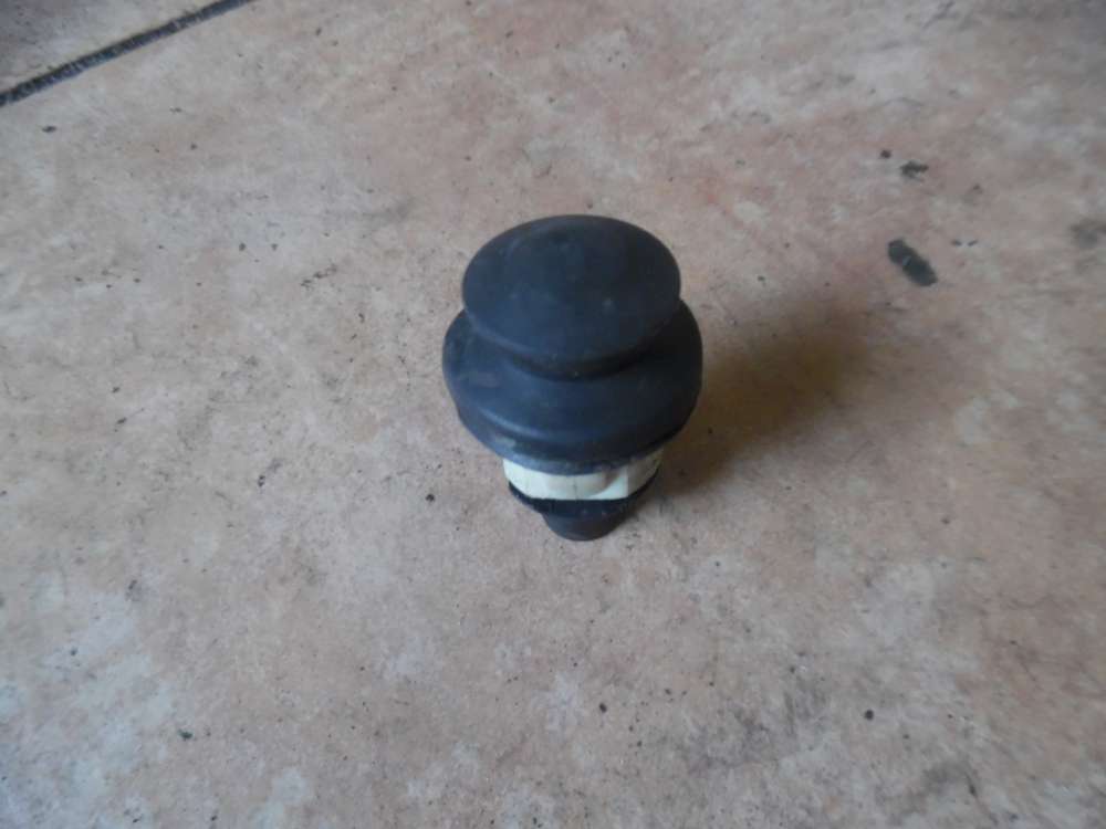 VW Polo 6N Türkontaktschalter Türschalter 6N0947563