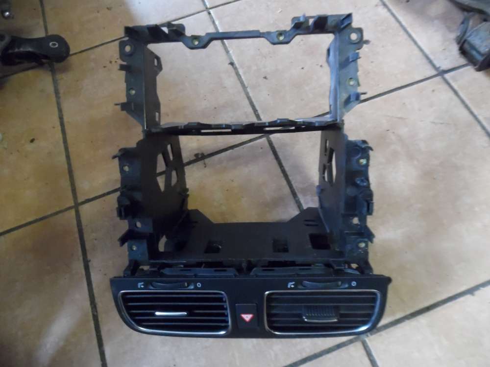 VW Golf VI 5K Einbaurahmen Lüftungsdüsen 5K0815736 5K0858089