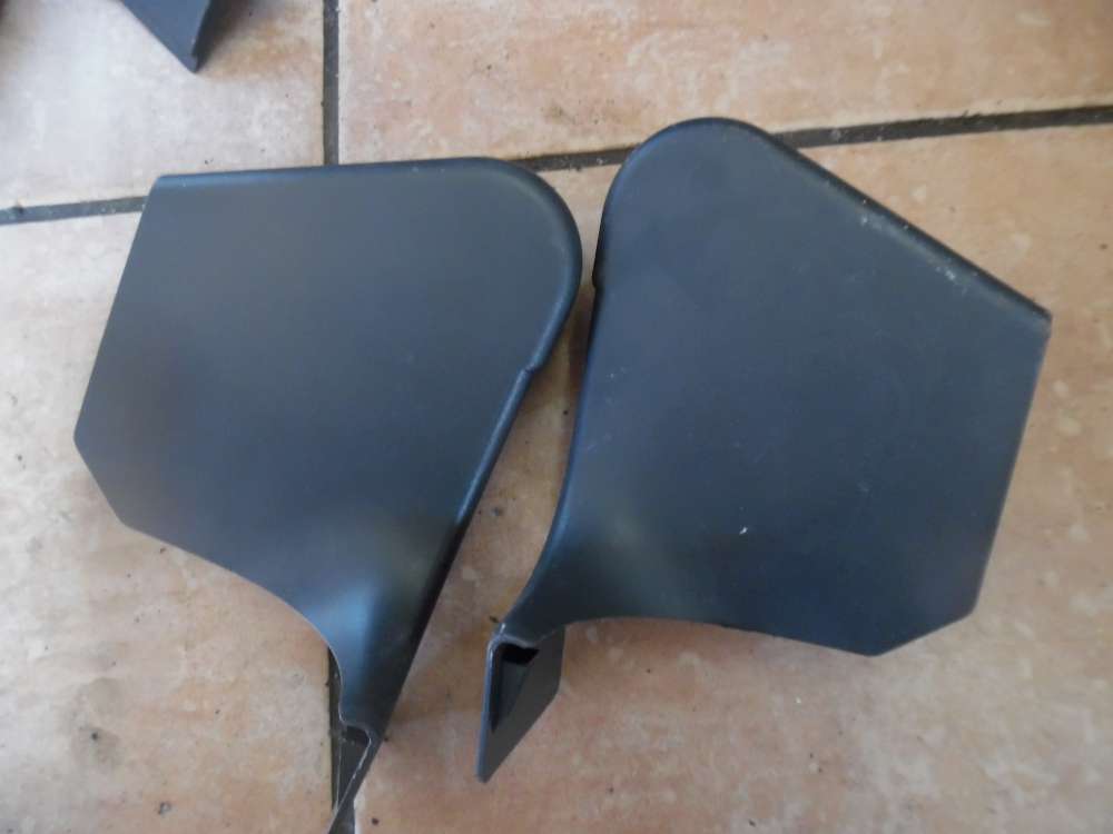 Opel Zafira B Abdeckung Sitzkonsole Vorne 13170001