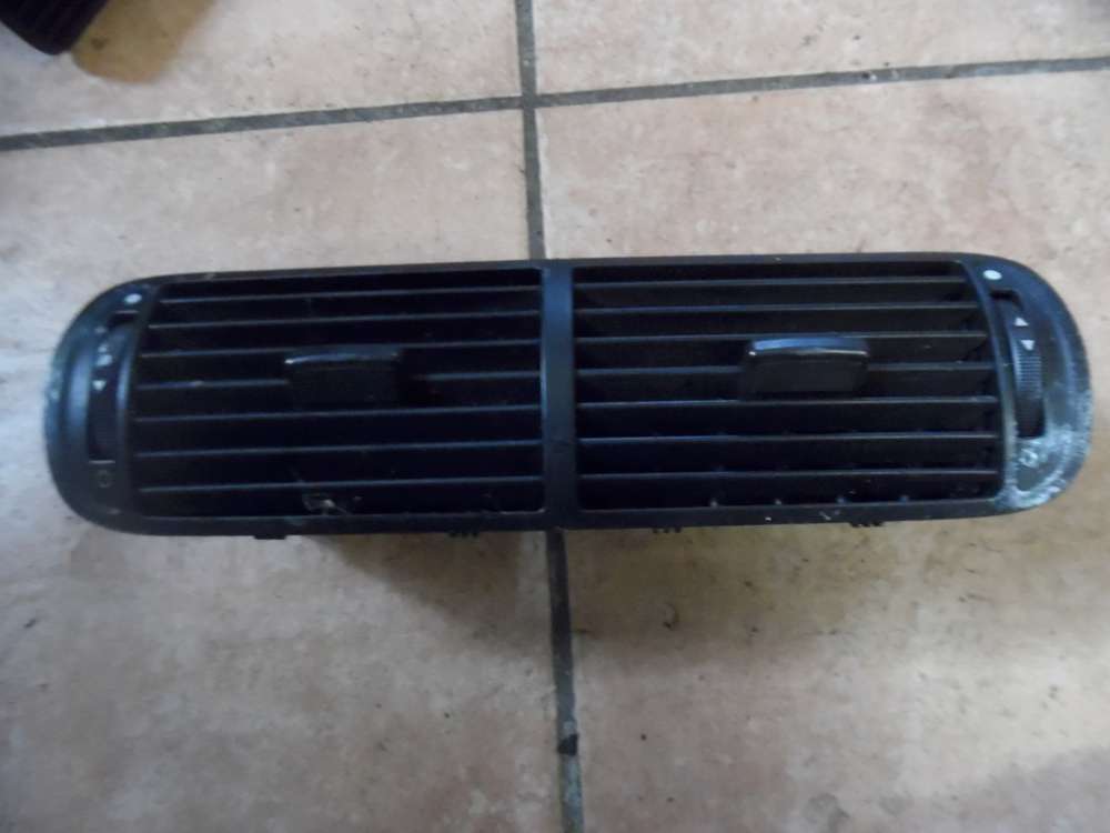 Seat Leon 1M Lüftungsdüse Luftdüse Mitte 8L0820951