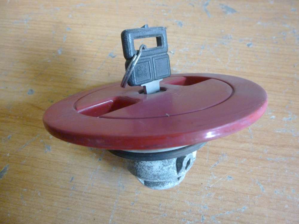 Peugeot 106 Tankdeckel Tankschloss mit Schlüssel