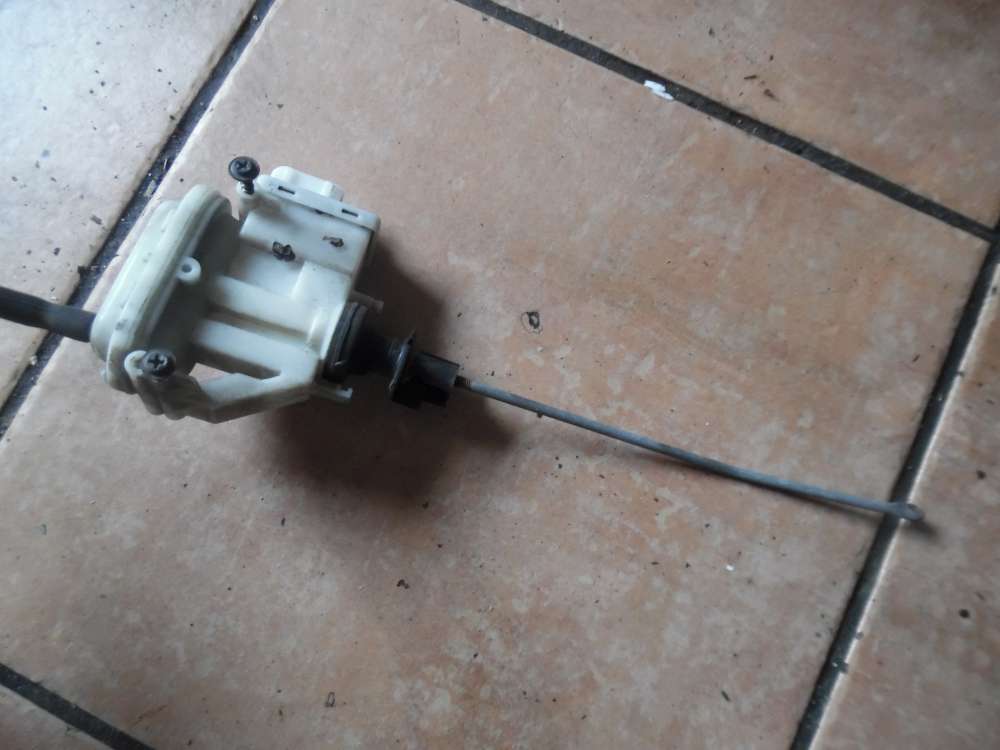 VW Passat 35i ZV Zentralverriegelung Stellmotor Hinten Links 357862153