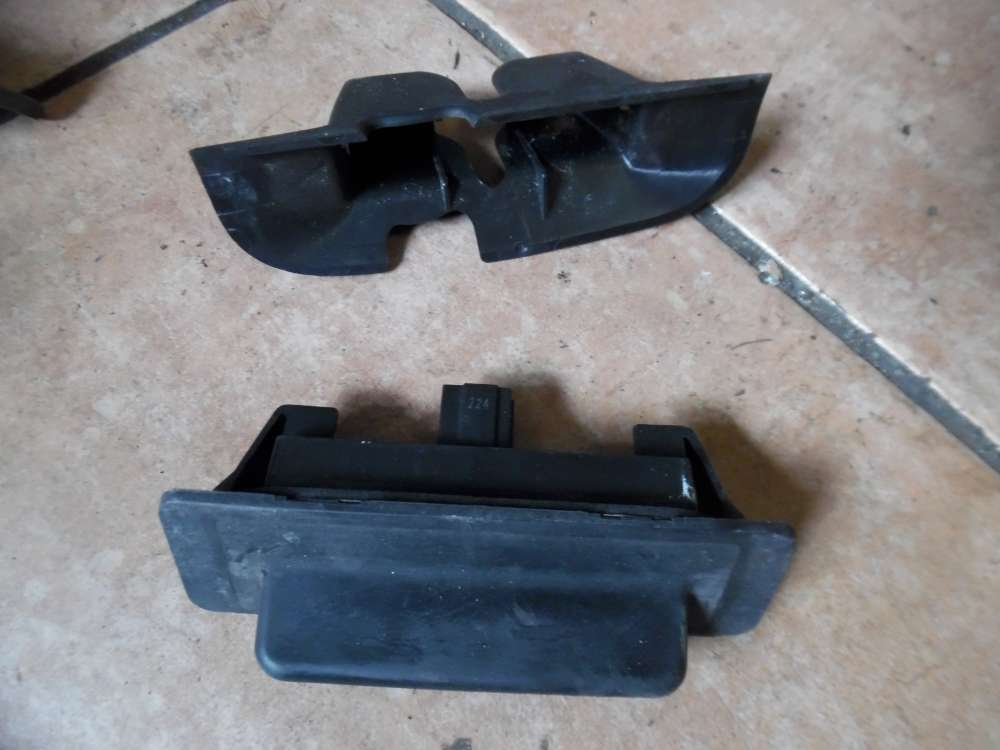 Renault Espace IV Heckklappe Kofferraumöffner Schalter 8200002001