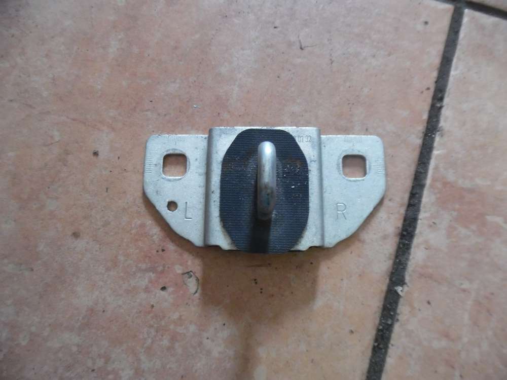 Mercedes-Benz E-Klasse W212 Schließkeil Heckklappe Fanghaken 2127400132