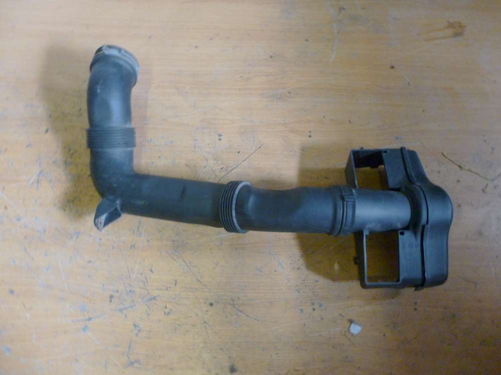 VW Touran Bj 2004 Druckrohr Druckschlauch Ladeluft Luftfuehrung 1K0129618T