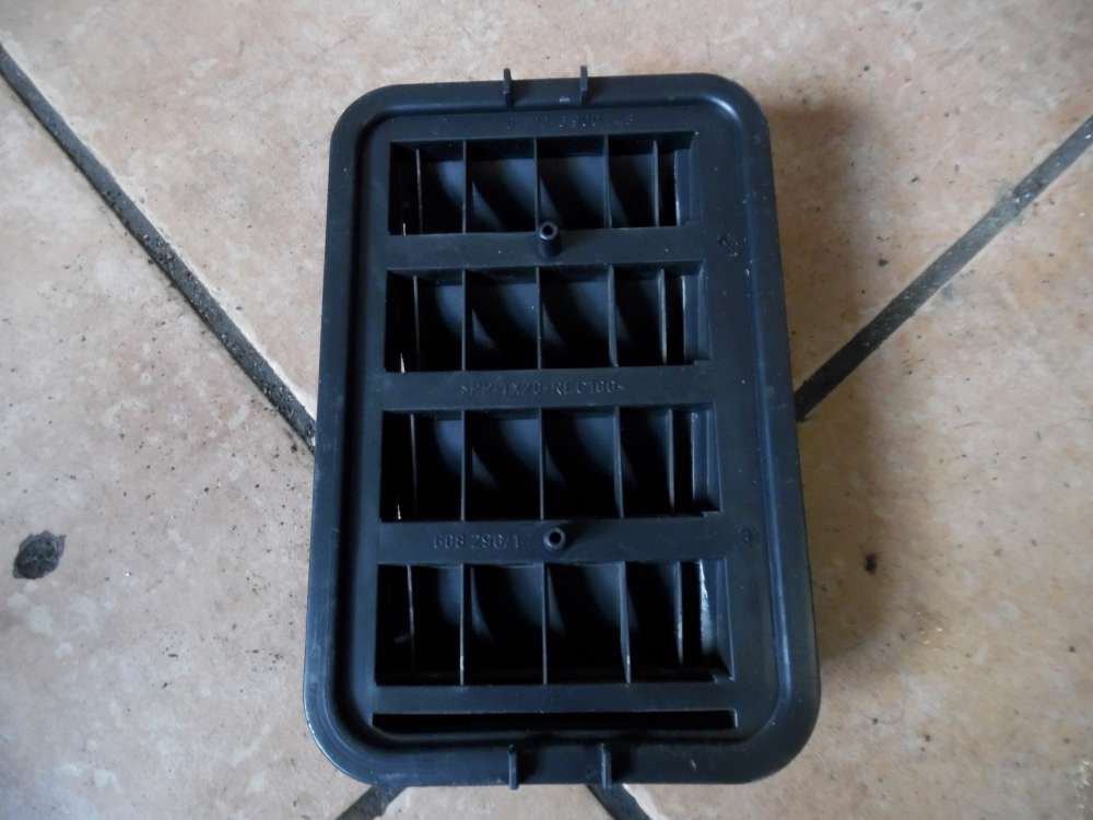 BMW 3er E46 Seitenwand Druck Lüftungsschlitz 6900748