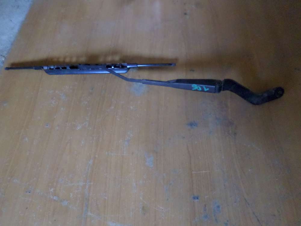 Original Citroen Saxo Wischerarm vorne rechts 9609686280