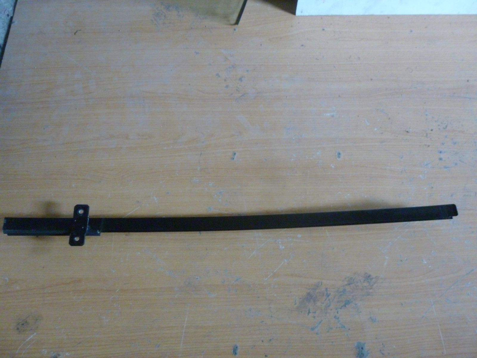 VW Touran Bj 2004 Original Tür Fensterführung Strebe hinten Links 1T0839407 D