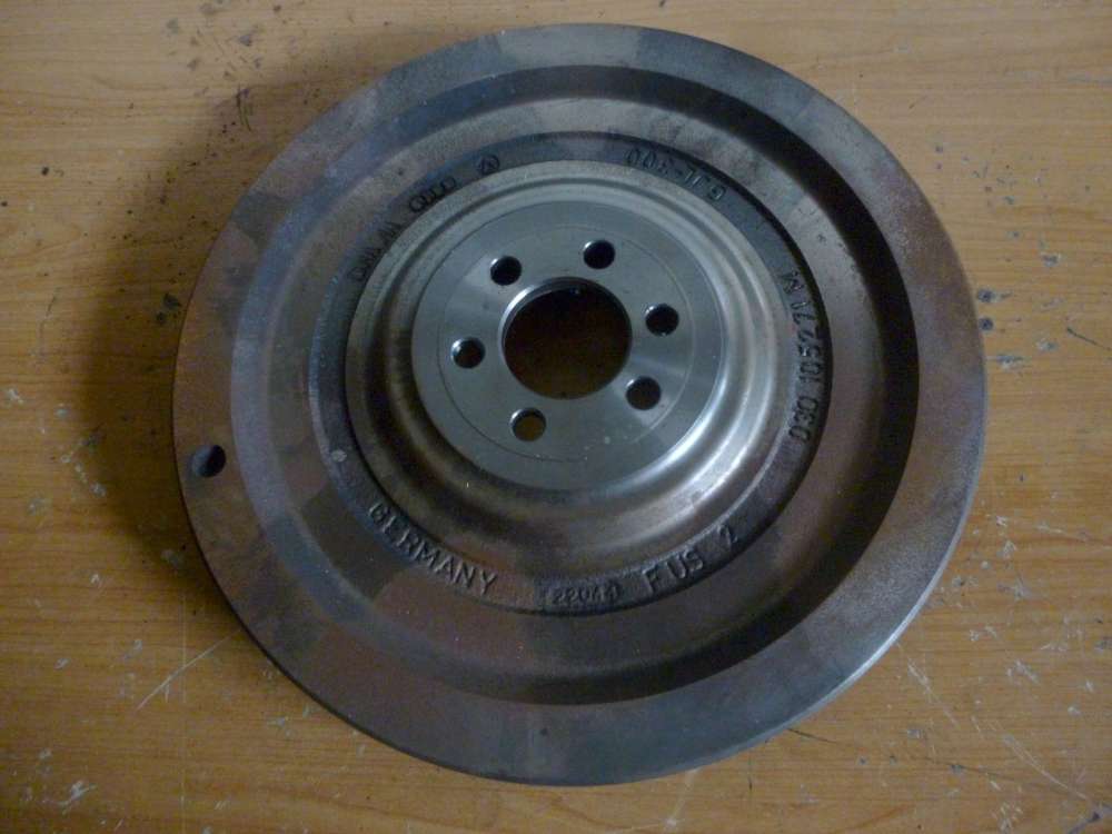 VW Touran 1T Schwungrad Schungscheibe 030105271M