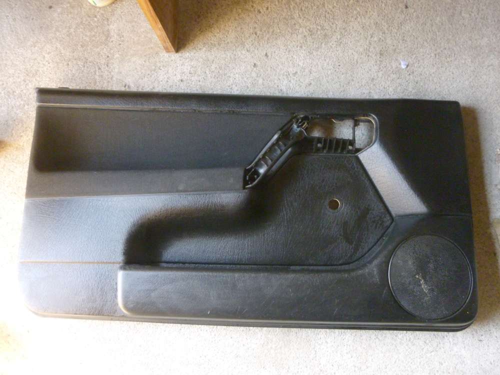 VW Golf III 3-Türer Türverkleidung Türpappe Vorne Links 1H3868461
