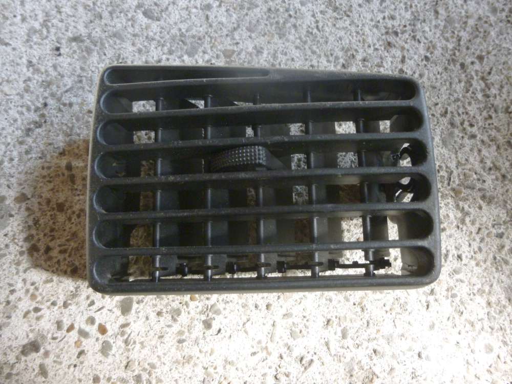 Original VW Golf 3 Lüftungsgitter mitte 3A1819763