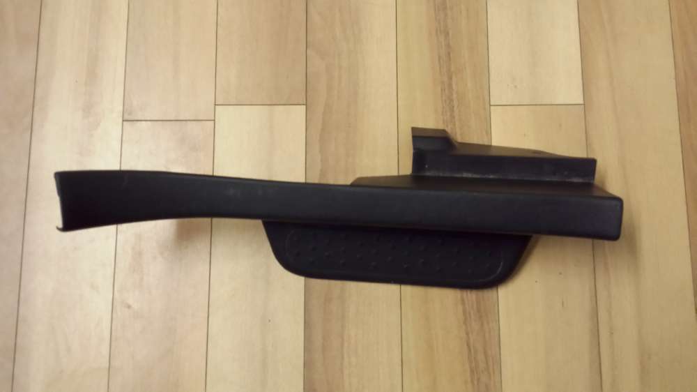 Toyota Yaris Verso Bj.1999-2005 Verkleidung 67917-52020