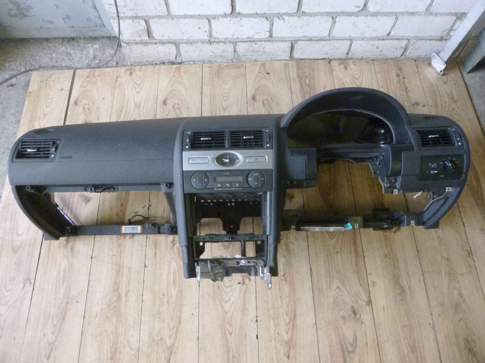 Armaturenbrett Ford Mondeo III Bj.07 Dashboard Armaturen Verkleidung Armaturen Komplett
