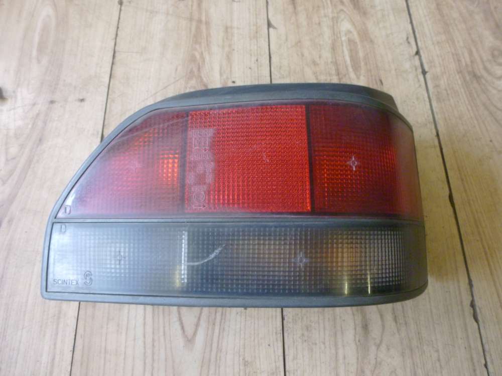 Renault Clio Rückleuchte Rücklicht Rechts 7700796118 89050 89057